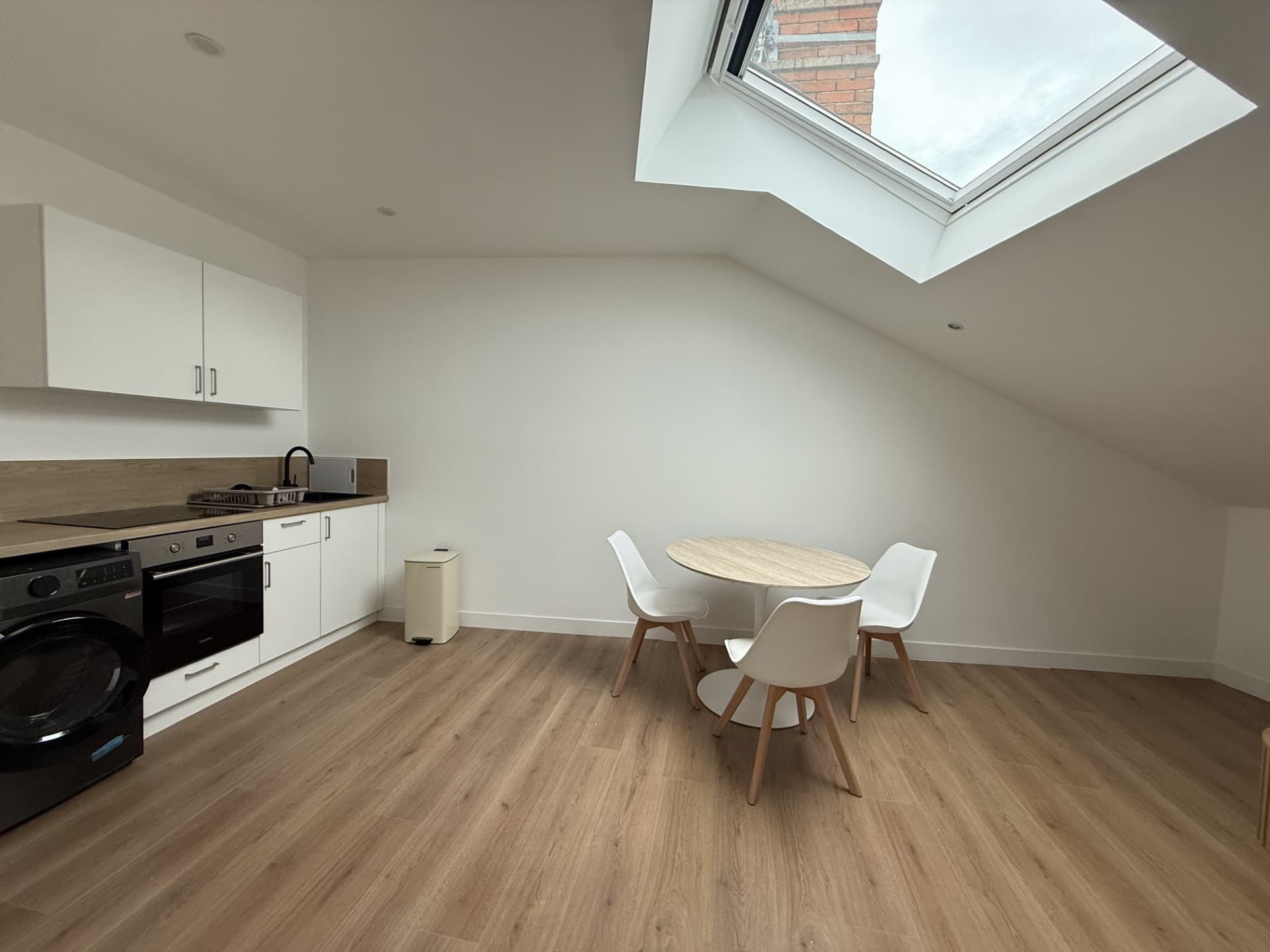 Appartement T2 meublé 27 m2 - dernier étage